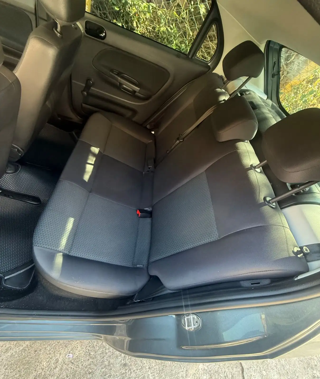 Volkswagen Gol foto 5