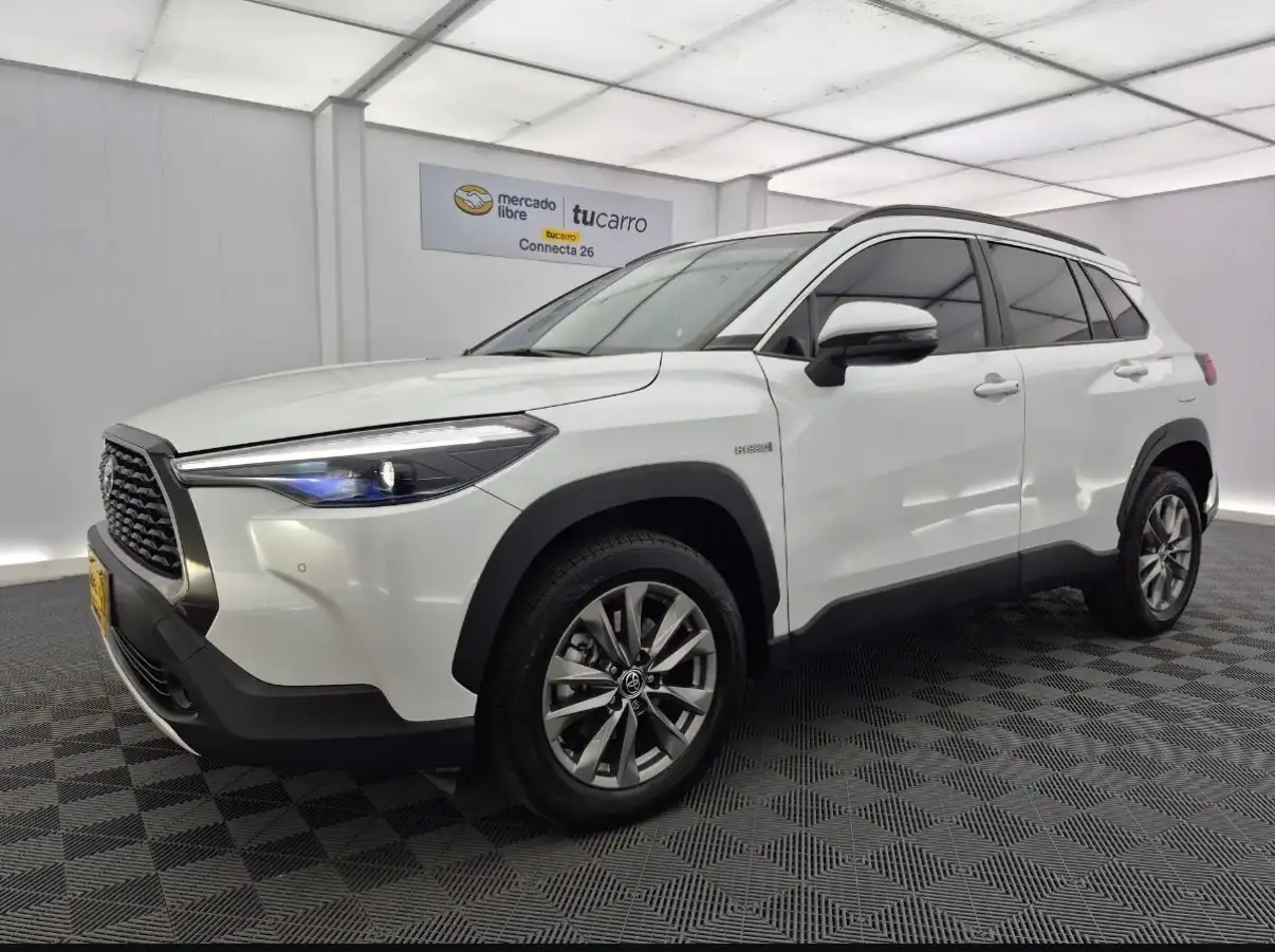 Toyota 2024 foto 2