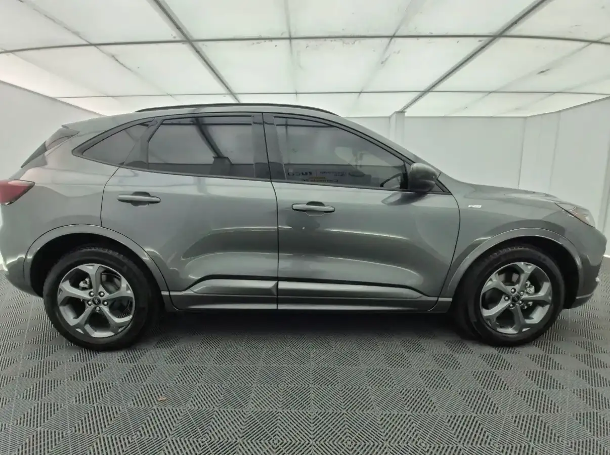 Ford 2023 foto 3