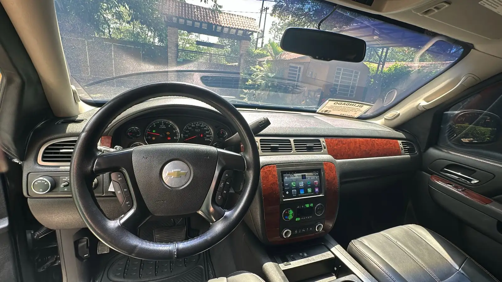 Chevrolet Tahoe foto 3