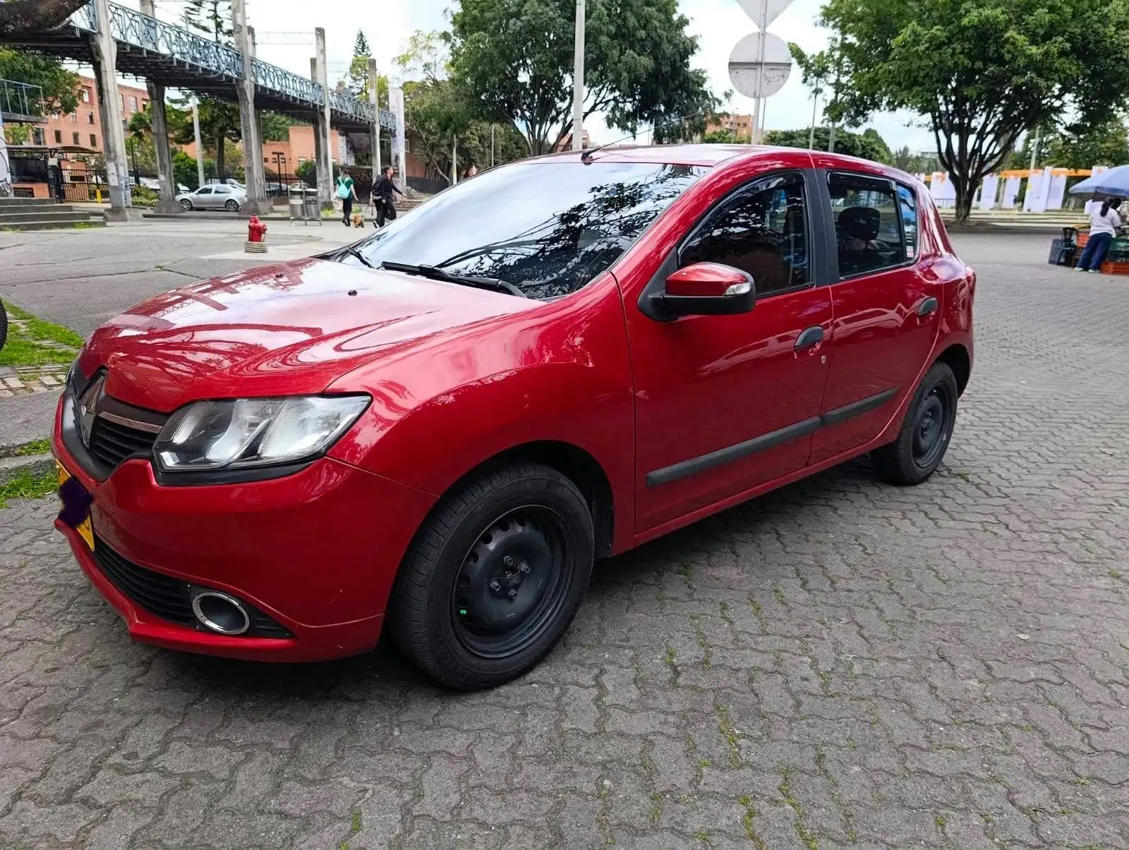 Renault Sandero  foto 3