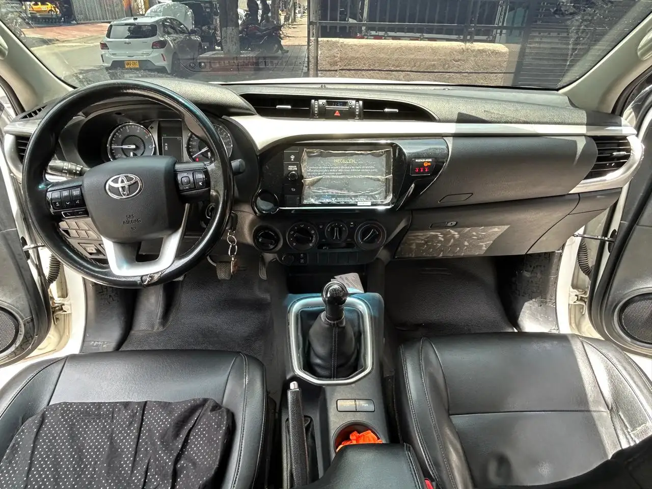 Toyota Hilux foto 4