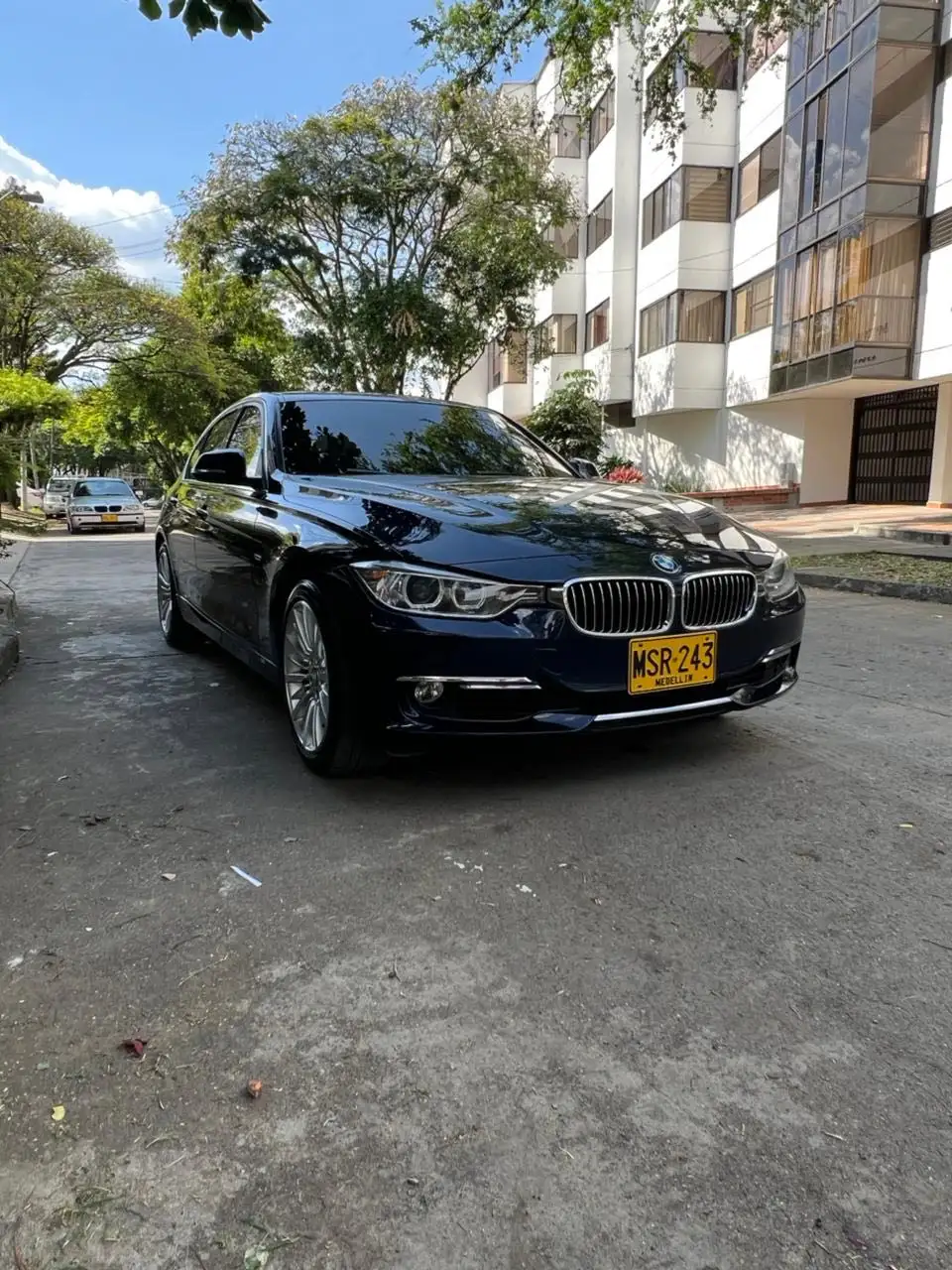 BMW 335i foto 5