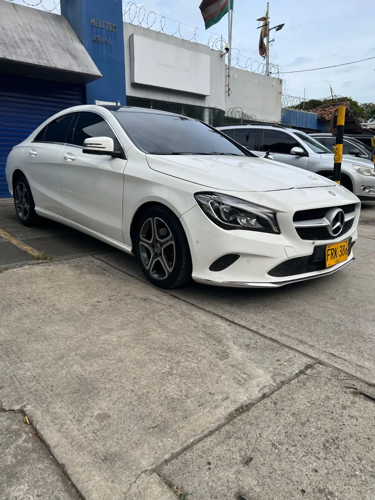 Mercedes-Benz CLA 180 foto 5