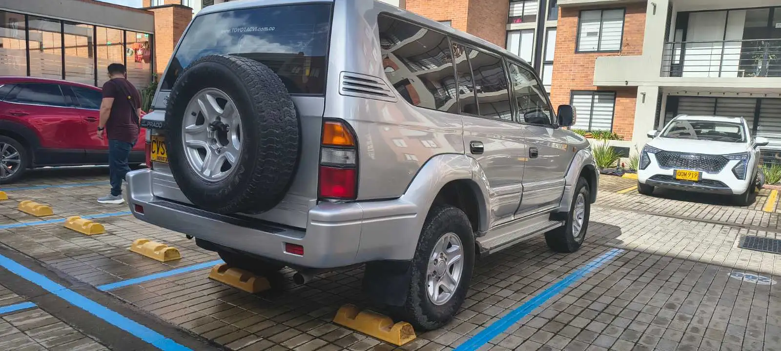 Toyota Prado foto 4