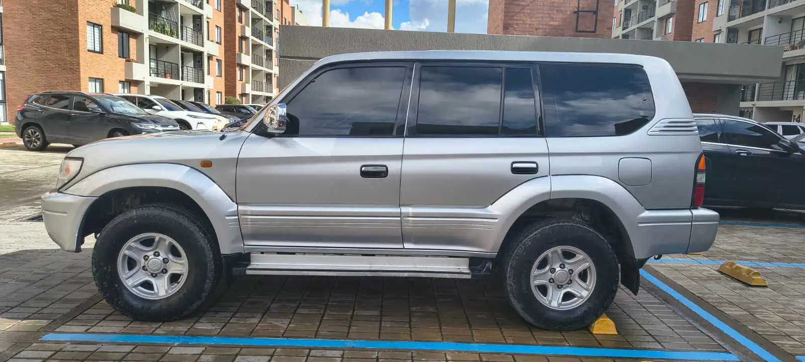 Toyota Prado foto 5