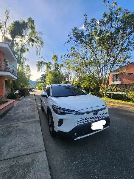 Toyota Corolla Cross Hibrida