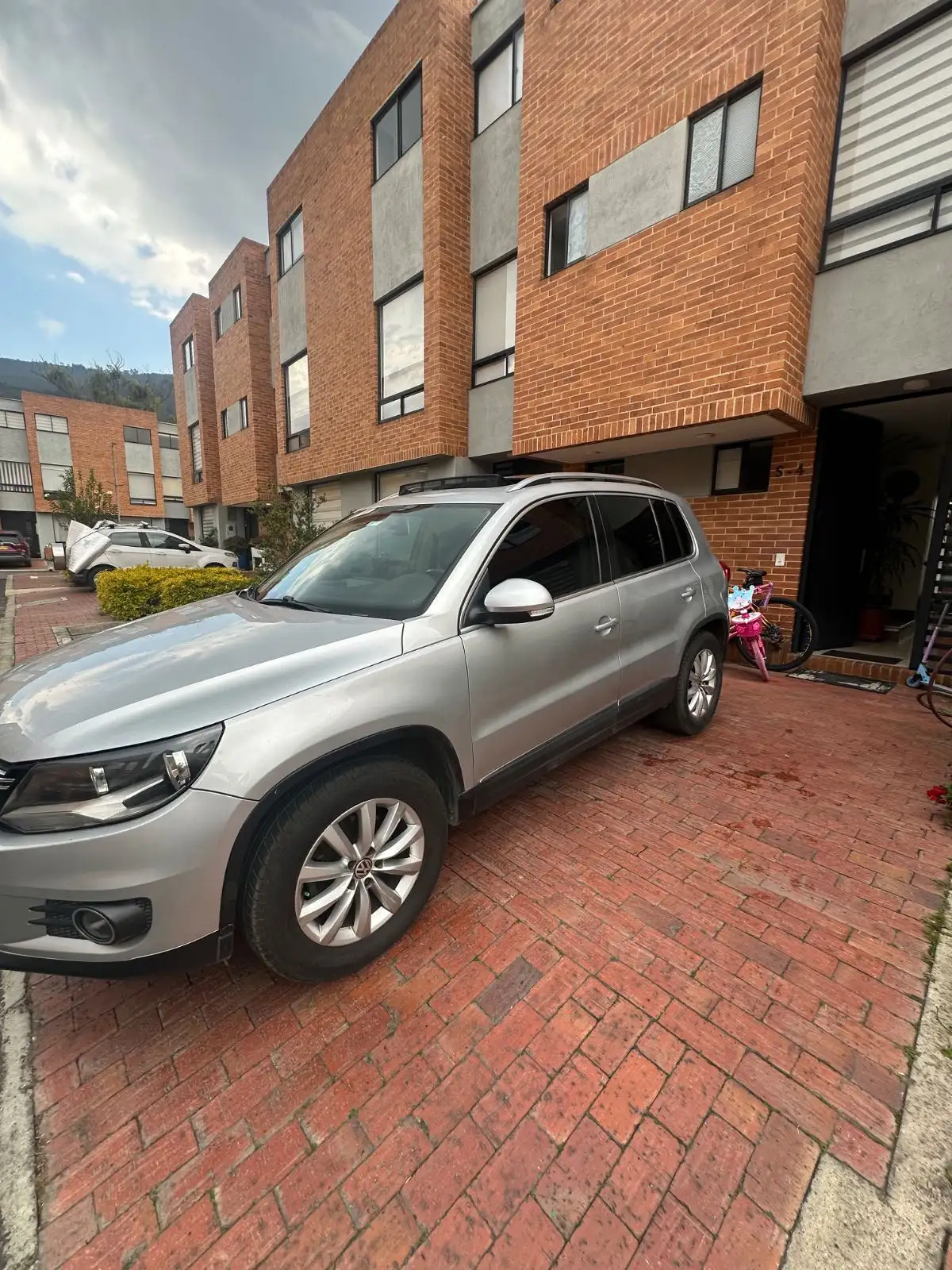 Volkswagen Tiguan foto 3