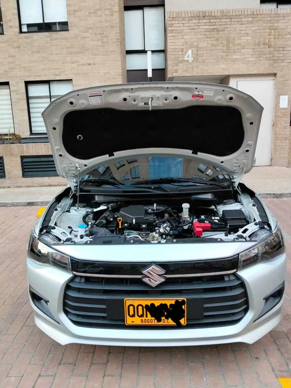 Suzuki Dzire  foto 4