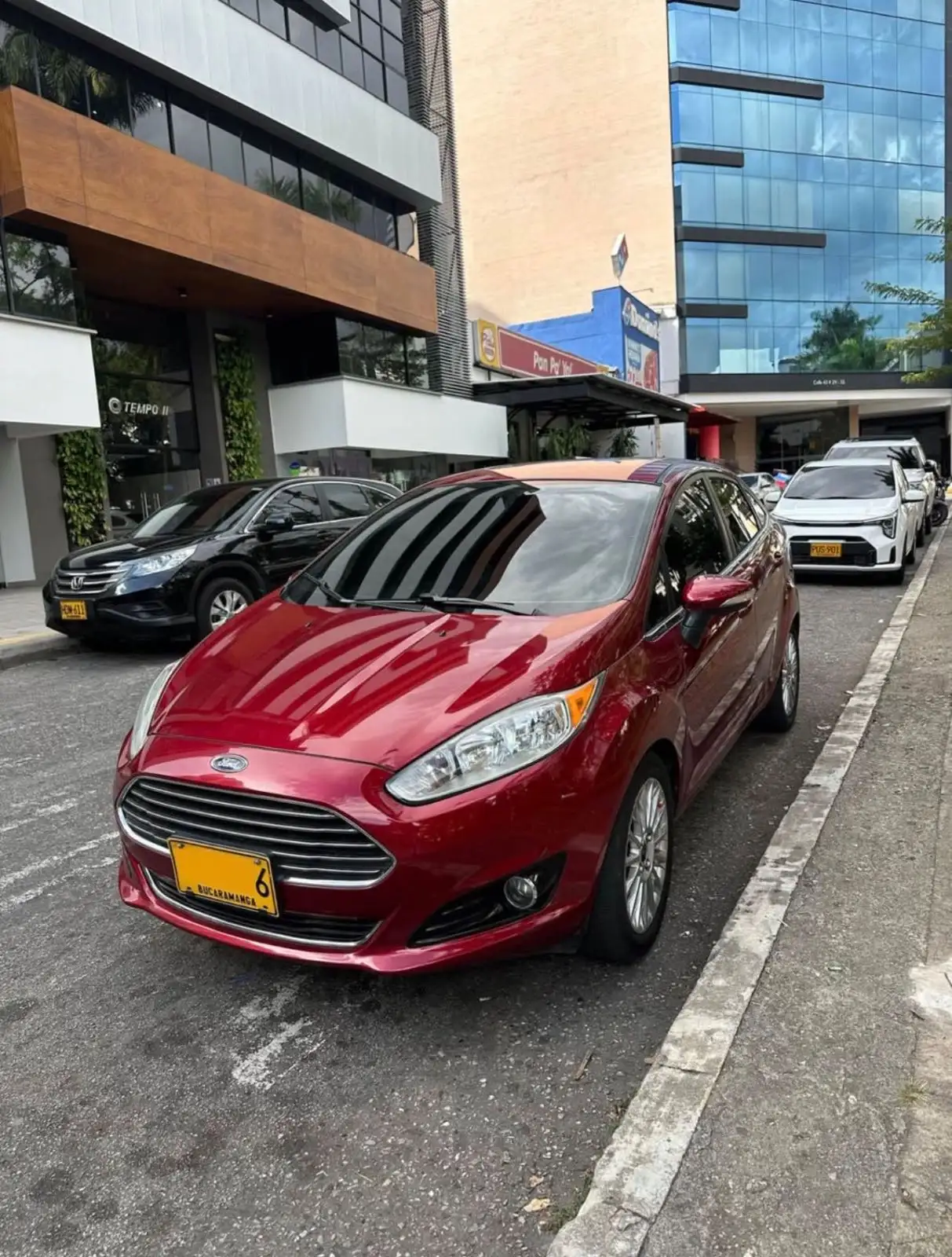 Ford Fiesta foto 5