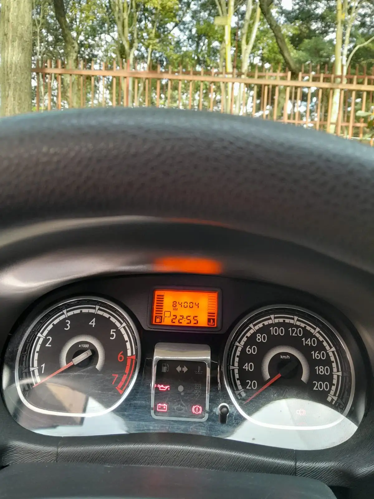 Renault SANDERO foto 2
