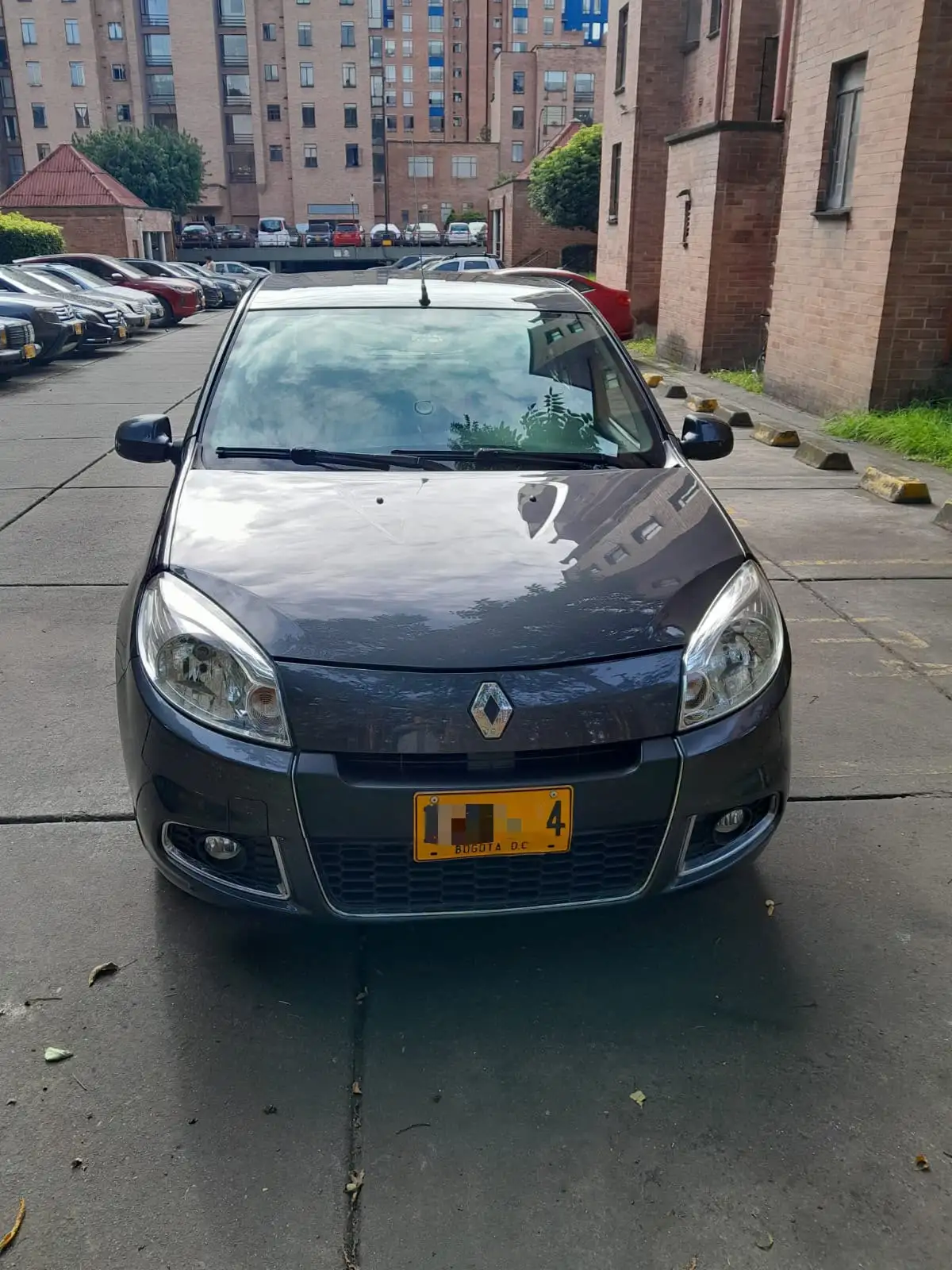 Renault SANDERO foto 4