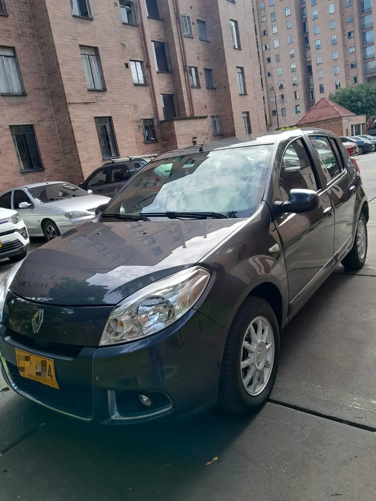 Renault SANDERO foto 5