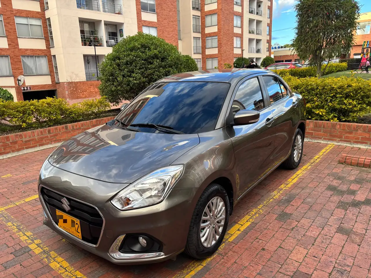 Suzuki SWIFT foto 3