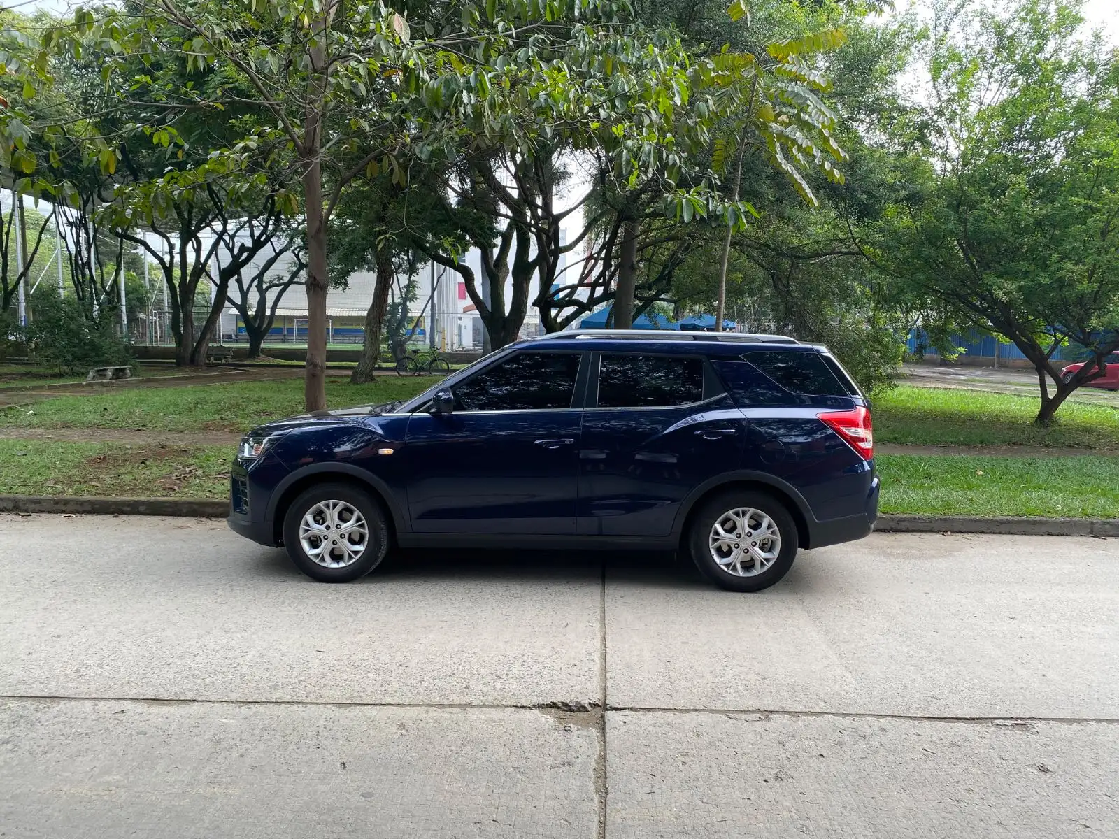 SsangYong XLV foto 3