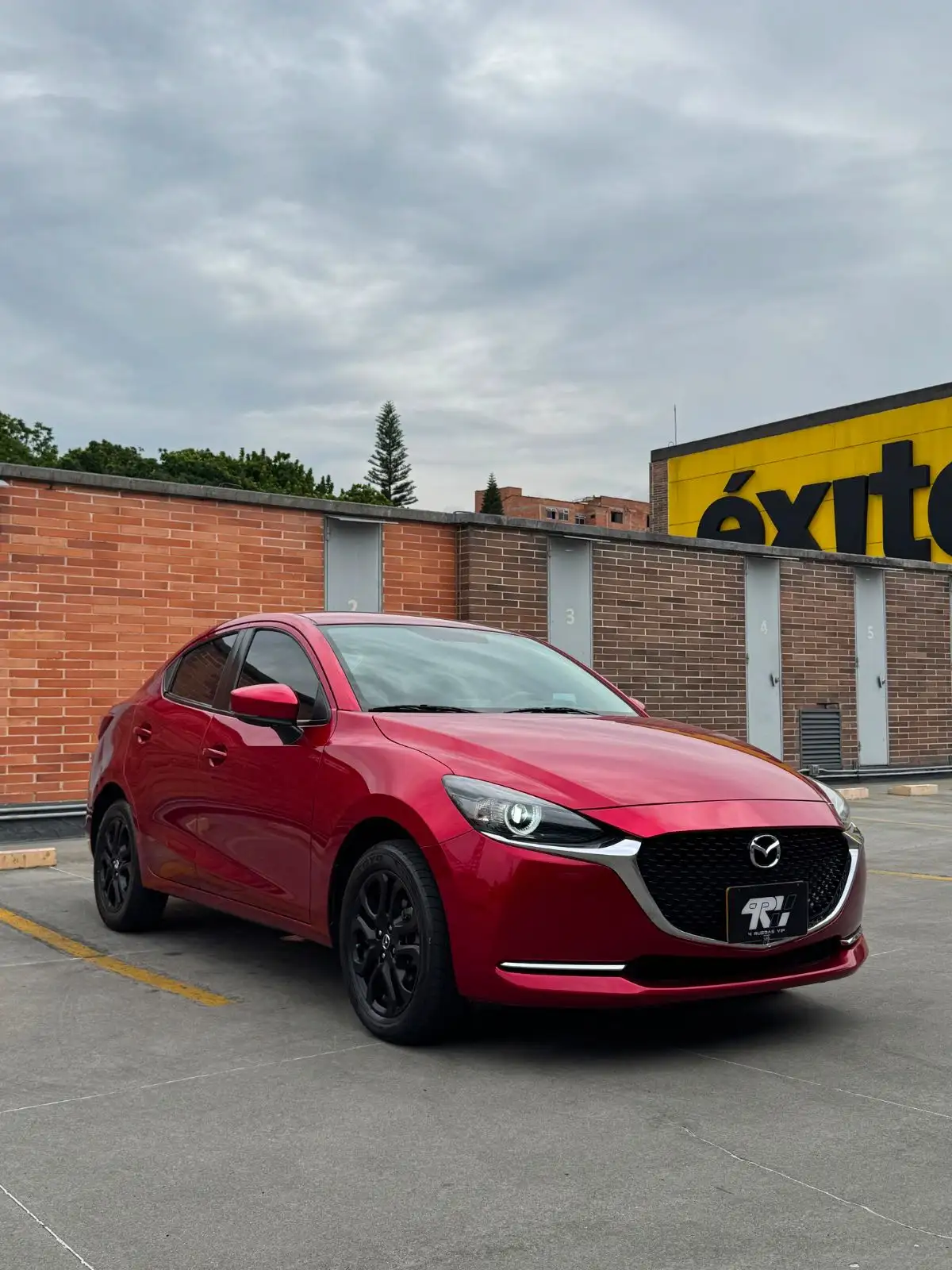 Mazda 2 Sedan  foto 5