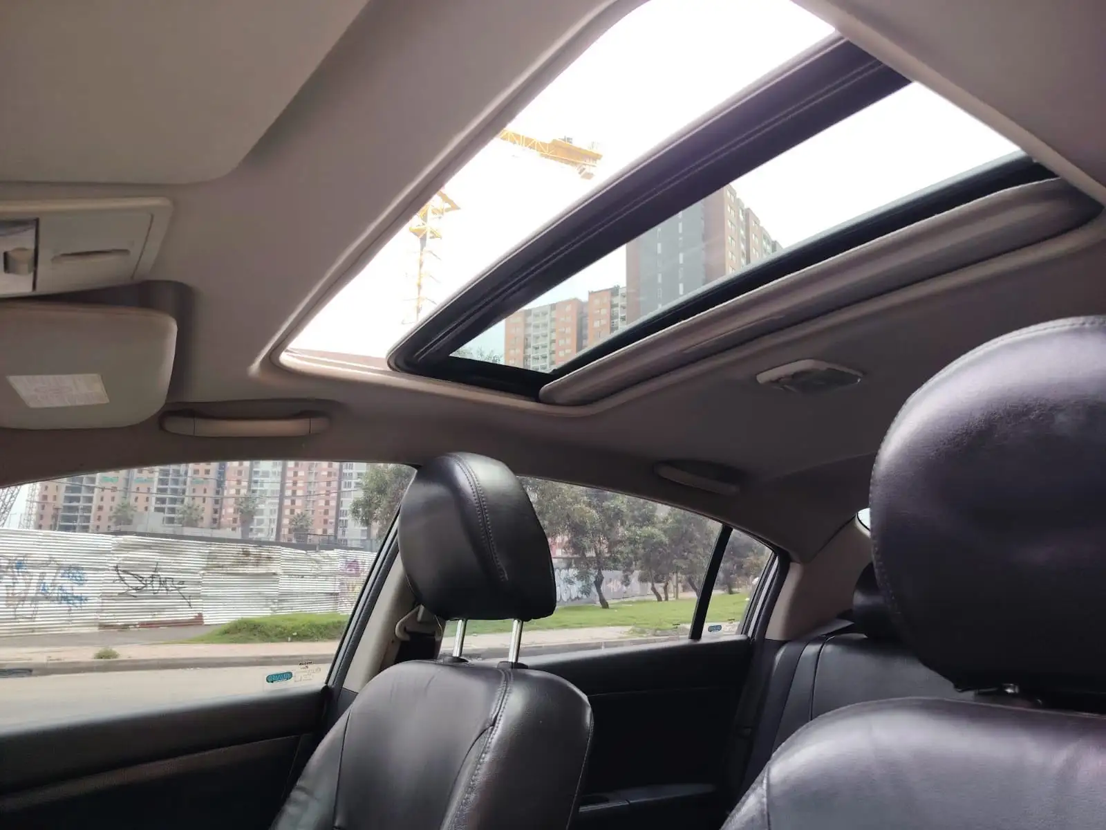 Nissan Sentra  foto 2