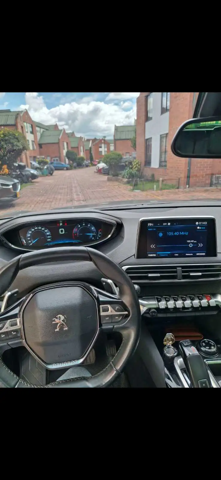 Peugeot 2018 foto 2