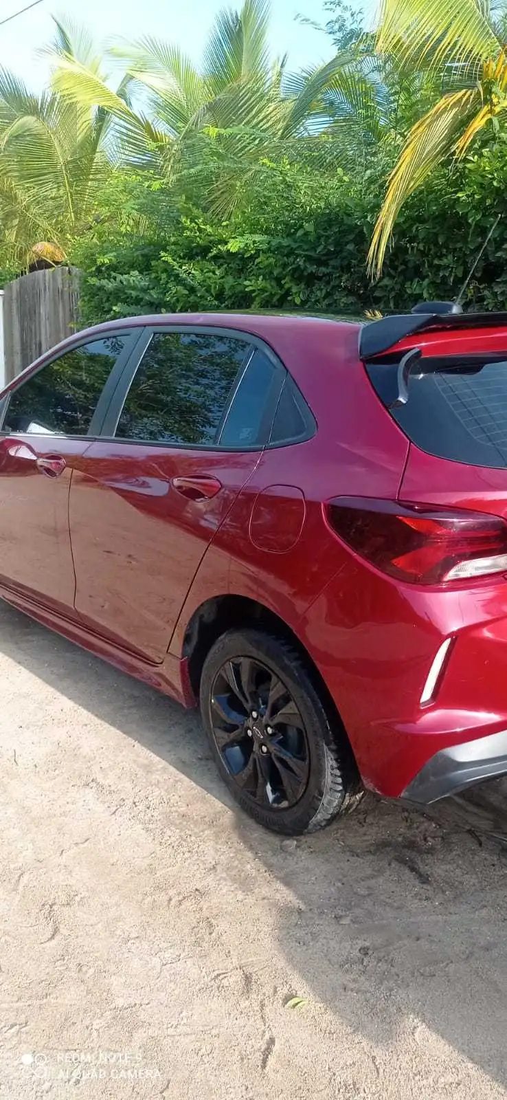 Chevrolet Onix RS foto 3