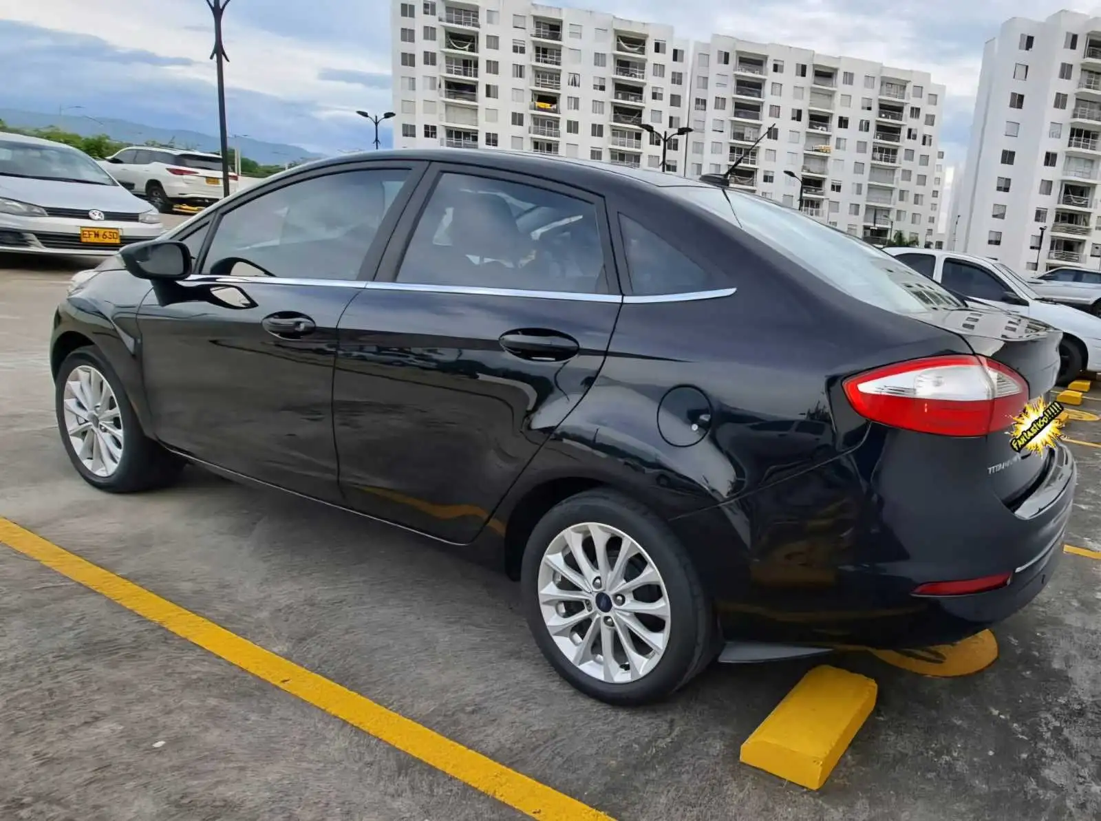 Ford Fiesta foto 5