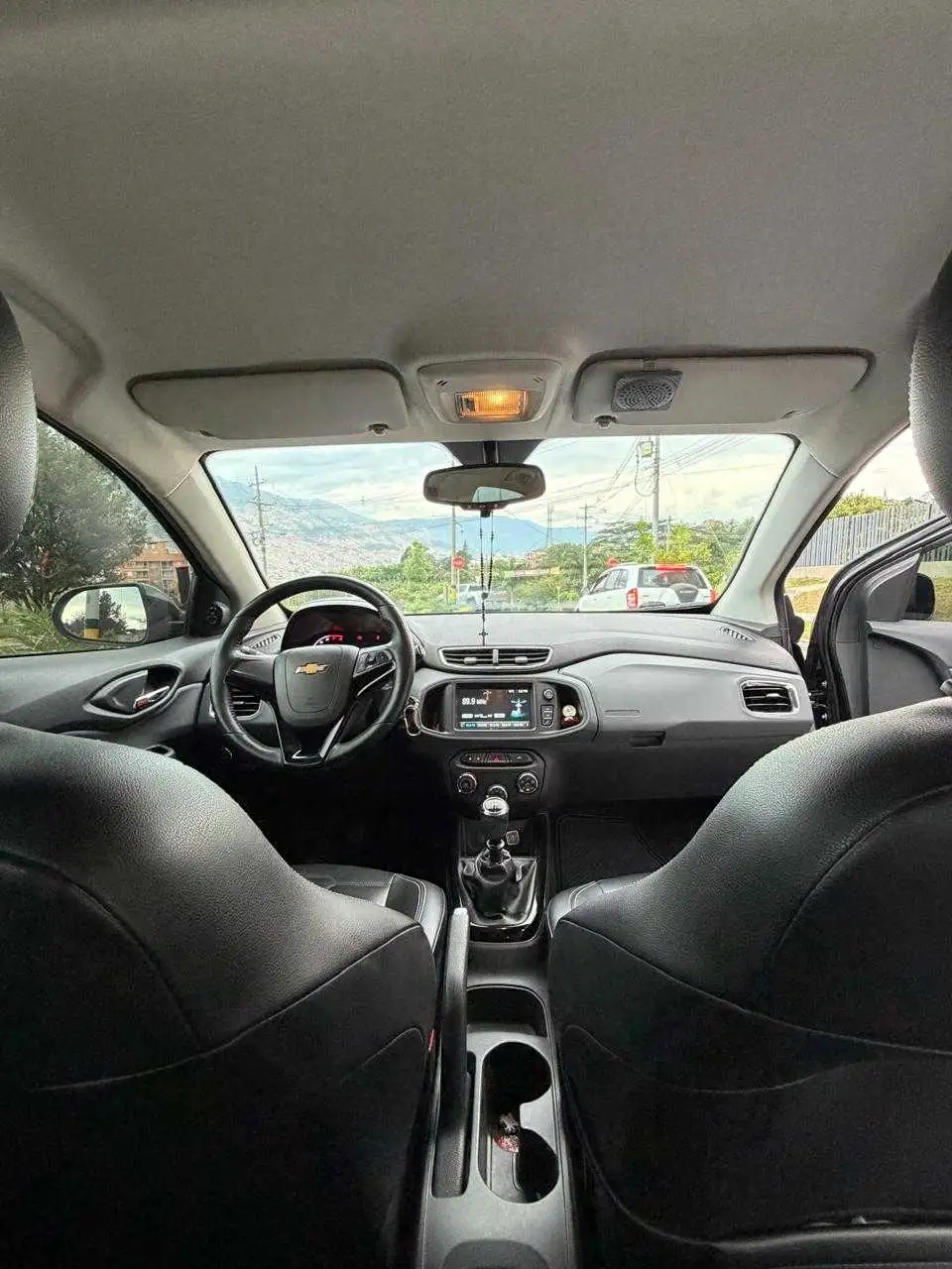 Chevrolet Onix ltz 2019 foto 5